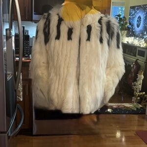 Vintage Elegant White and Black Faux Fur Jacket